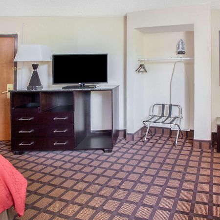 Hotel Super 8 By Wyndham Chicago Il Zewnętrze zdjęcie
