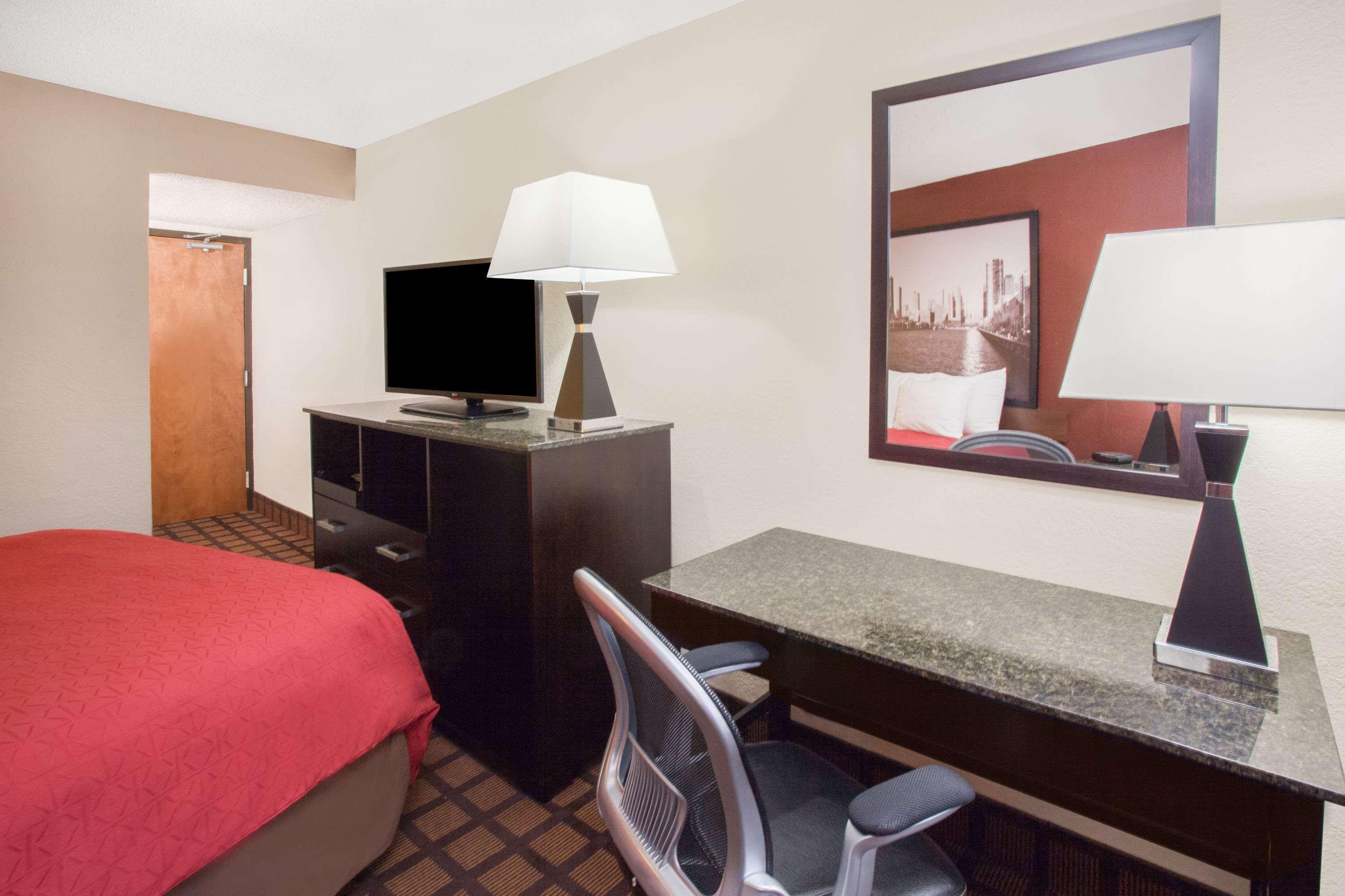 Hotel Super 8 By Wyndham Chicago Il Zewnętrze zdjęcie