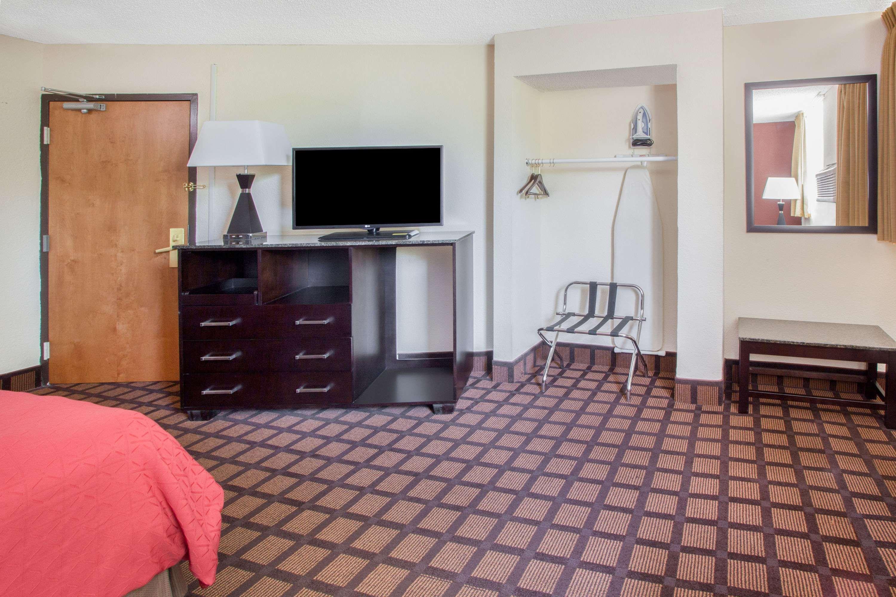 Hotel Super 8 By Wyndham Chicago Il Zewnętrze zdjęcie